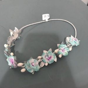 Flower head band